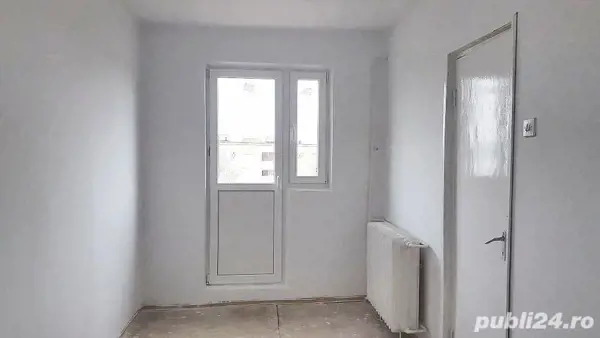 *Proprietar*VAND sau schimb apartament 2 camere Ploiesti Vest cu Bucuresti — fotografia 2