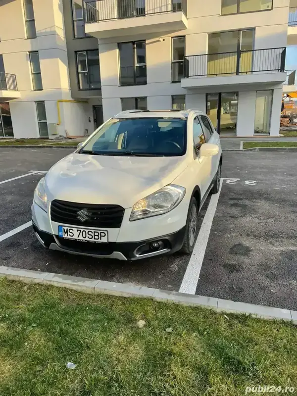 SUZUKI S-Cross