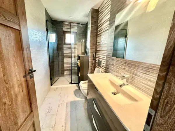 Apartament 2 camere, zona Closca, etaj 1, recent renovat — fotografia 3