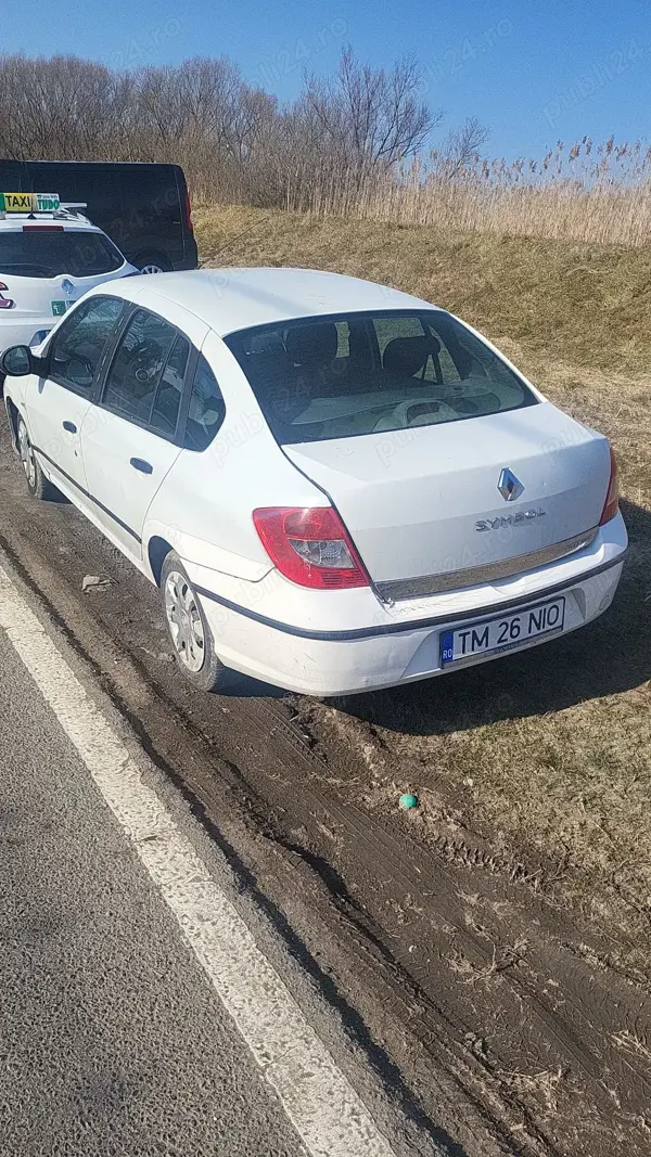 RENAULT Clio 2010