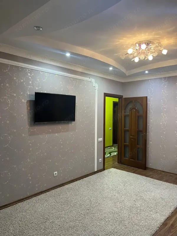 Ofer spre vanzare apartament cu 2 camere in zona Stefan Cel Mare