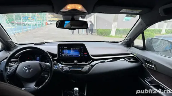 TOYOTA C-HR 2018 — imagine 3