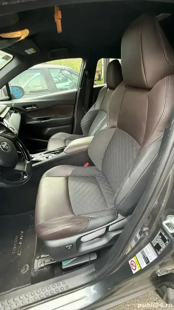 TOYOTA C-HR 2018 — imagine 9