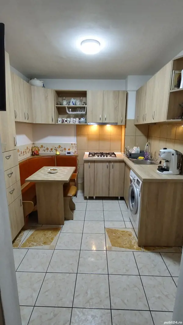 Vând apartament în Olimp — fotografia 1