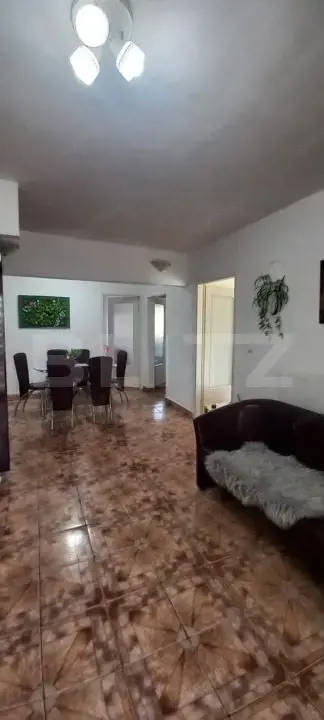 Apartament cu 3 camere, zona centrala in Campia Turzii — fotografia 3