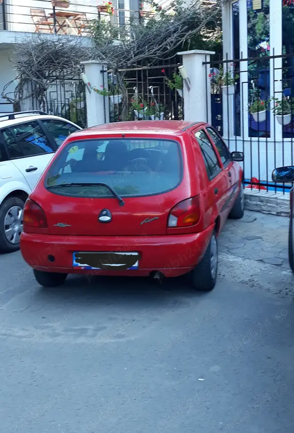 Vând FORD FIESTA pentru voucher sau dezmembrări