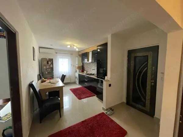 Apartament de vanzare cu 3 camere, 69 mp, zona Salajanca — fotografia 1