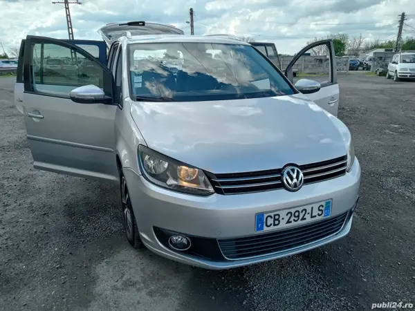 VOLKSWAGEN Touran 2012 — imagine 10