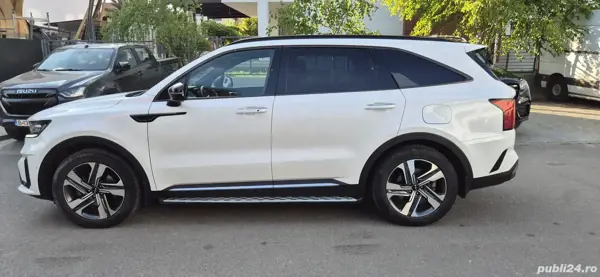 KIA Sorento 2023 — imagine 3