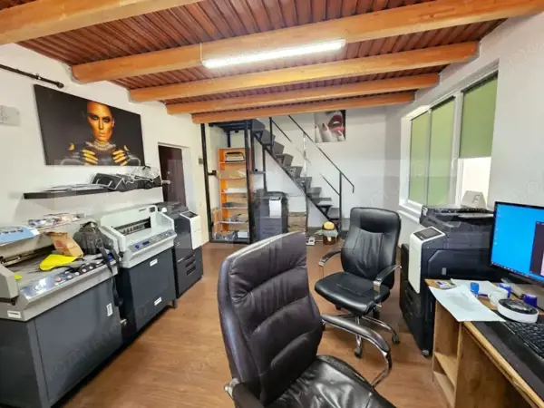 Apartament de vanzare cu 4 camere, 92 mp, zona ultracentrala — fotografia 1