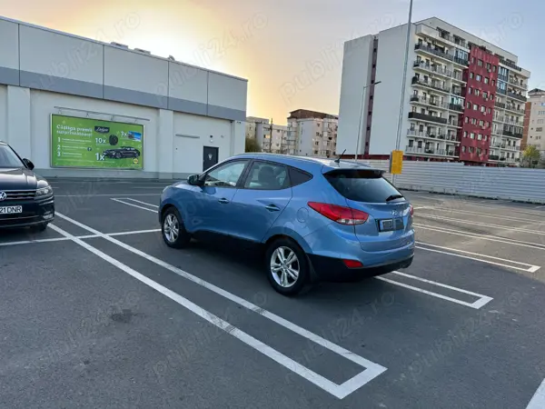HYUNDAI ix35 2012 — imagine 3