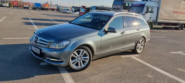 MERCEDES-BENZ C-Class 2011 — imagine 3