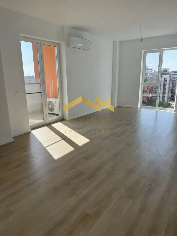 Apartament -2 camere - torontalului — fotografia 3