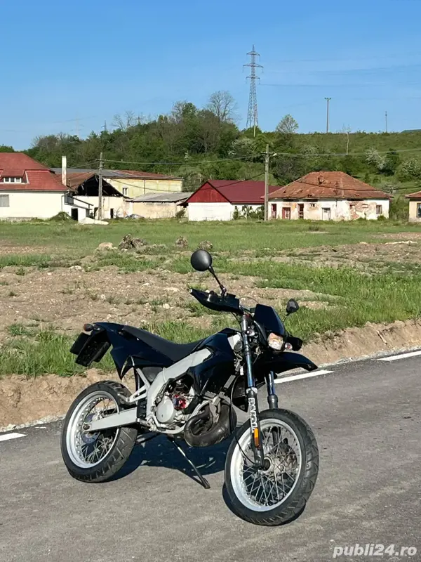 Supermoto 49cm2 Gilera SMT