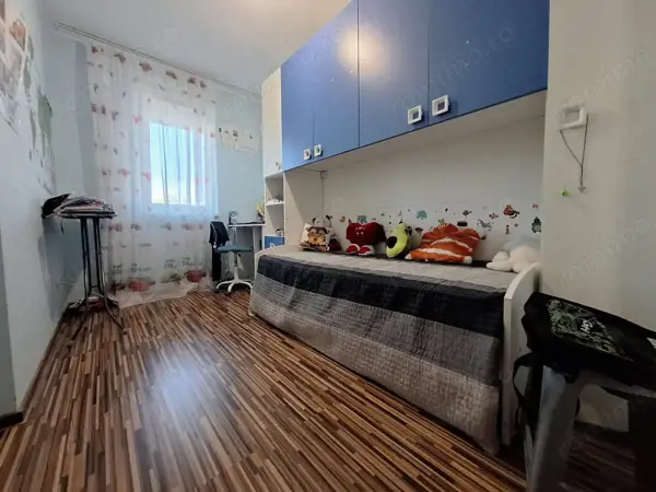 Apartament 3 camere, open-space, etaj 3, mobilat si utilat - Girocului — fotografia 3