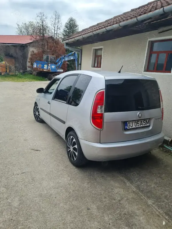 SKODA Roomster 2011 — imagine 5