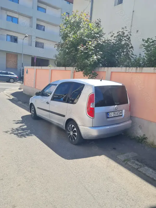SKODA Roomster 2011 — imagine 3