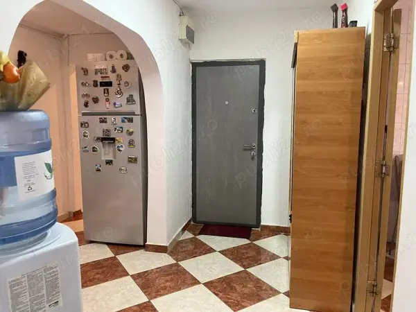 Apartament cu 4 camere în Vitan 4-Room Apartment in Vitan — fotografia 1