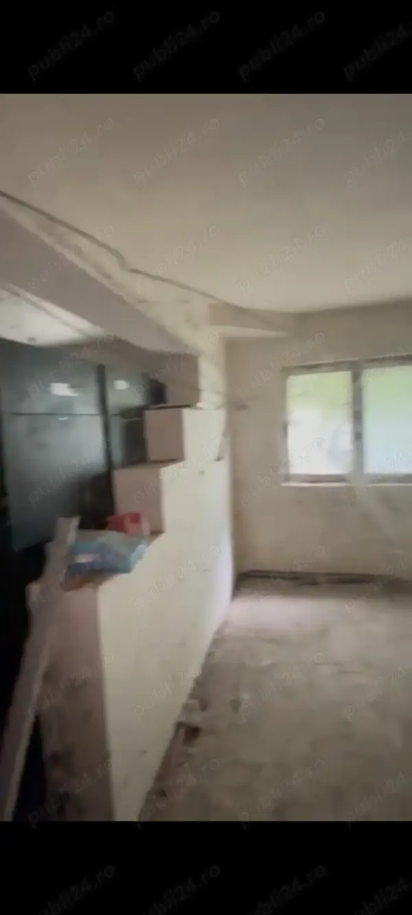 Apartament 3 camere , spațios,parter,cel mai mic preț metru, bun pentru spatiu comercial — fotografia 3