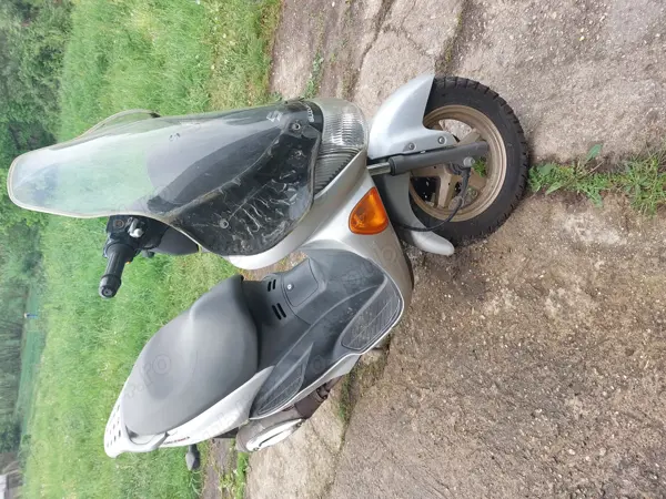 Motoscuter suzuki 125cc