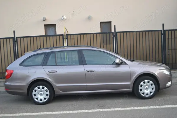 SKODA Superb 2011 — imagine 3