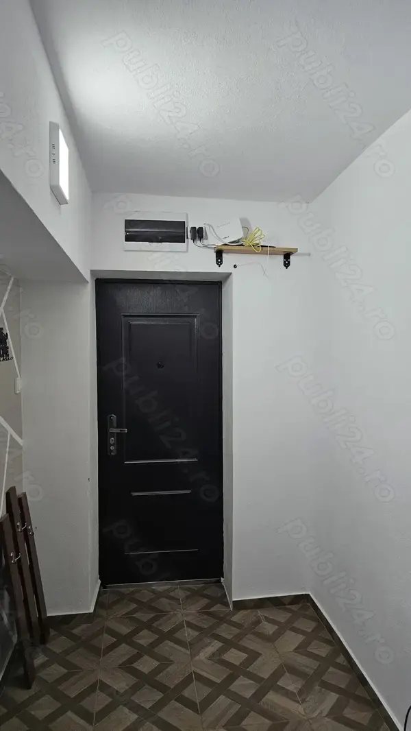 Vând apartament ultra central Corabia — fotografia 1