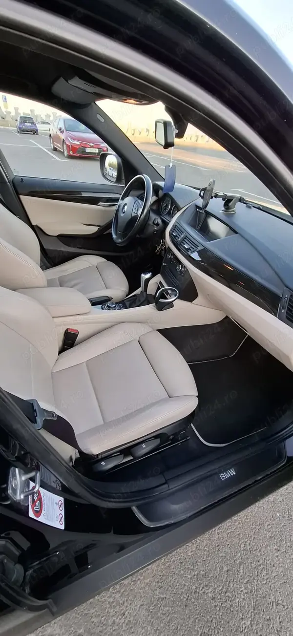 BMW X Series (Generic) 2011 — imagine 6