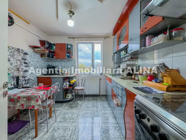 Ap. 3 camere in Deva, zona Progresului, 65 mp, decomandat, etaj 4 — fotografia 1
