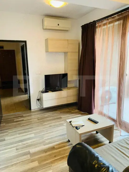 Apartament de vanzare, cu 2 camere, 59 mp, zona Cuza Voda — fotografia 3