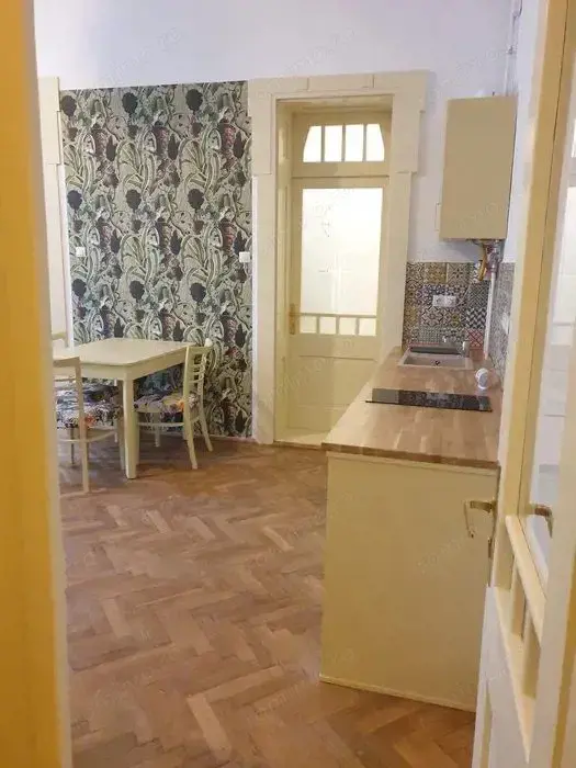 Ultracentral - Inchiriere apartament 2 camere - Str. Targului — fotografia 3