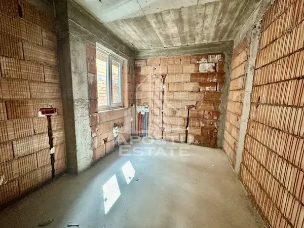 Apartament cu 2 camere, pod propriu, zona Planetelor, Giroc — fotografia 3