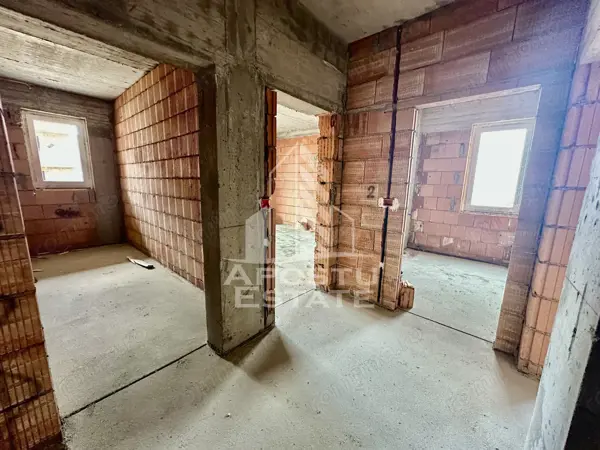 Apartament cu 2 camere, etaj intermediar, decomandat, Giroc — fotografia 1