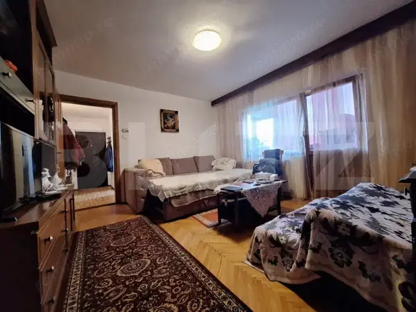 Apartament de vanzare, cu 2 camere, bloc izolat, 56 mp, zona Aradului — fotografia 3