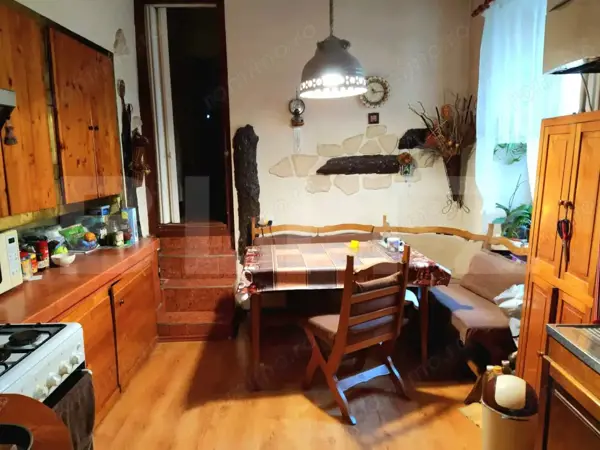 Apartament de vanzare, cu o camera, 73 mp, etaj 1, zona centrala — fotografia 3