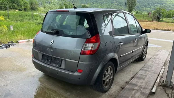 RENAULT Megane 2005 — imagine 2