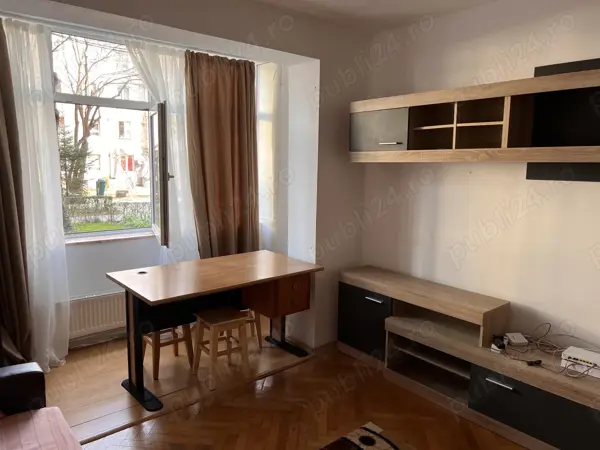 Inchiriez Apartament 2 camere Calea Bucuresti — fotografia 1