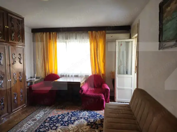 apartament de vanzare, cu o camera, 40 mp, zona Take Ionescu — fotografia 1