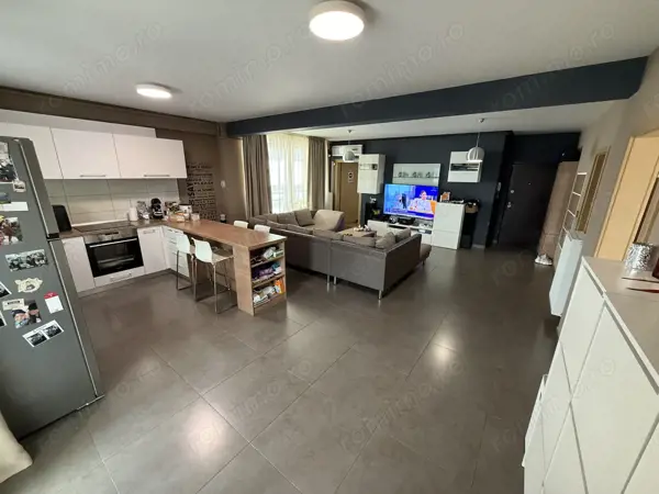0%! Apartament cu 3 camere, 79mp + balcon de 36mp + Pod, zona Soarelui — fotografia 2