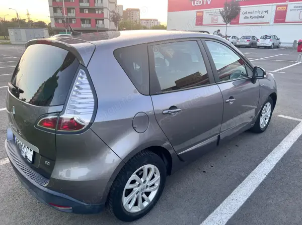 RENAULT Scenic 2014 — imagine 3