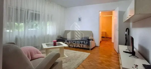 Apartament 2 camere Cal.Romanilor.Din 01.08 — fotografia 3