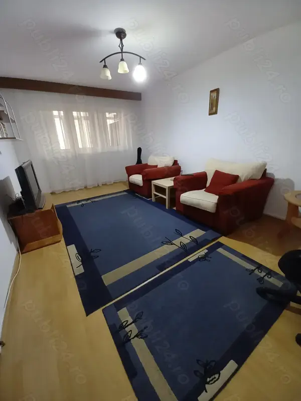 Vanzare apartament 4 camere, Ploiesti, Piata Mihai Viteazu — fotografia 1