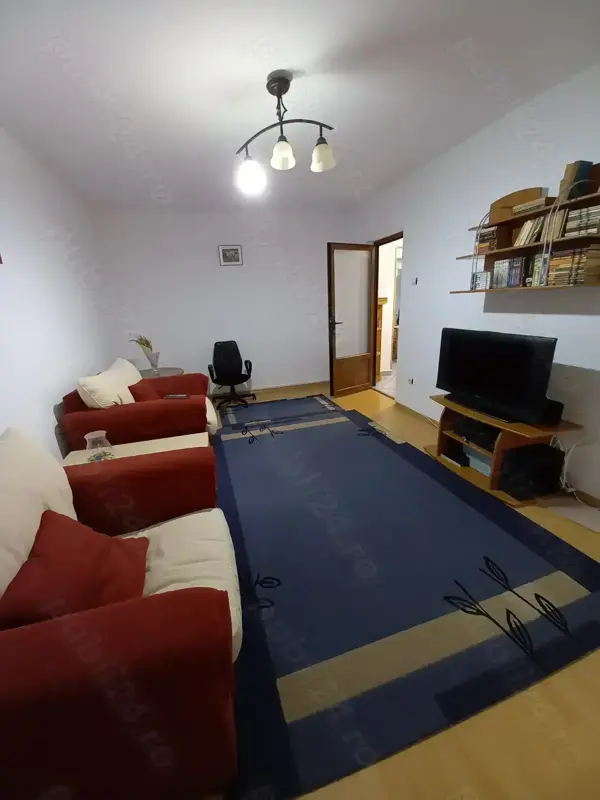 Vanzare apartament 4 camere, Ploiesti, Piata Mihai Viteazu — fotografia 3
