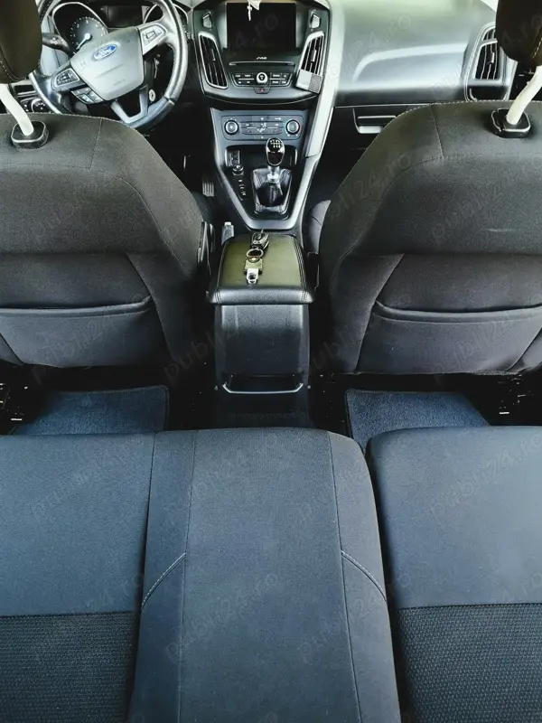 FORD Focus 2015 — imagine 8