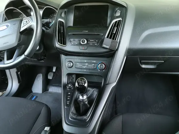 FORD Focus 2015 — imagine 7