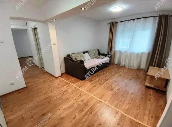 Apartament renovat cu 3 camere 2 bai si pivnita in Sibiu — fotografia 2