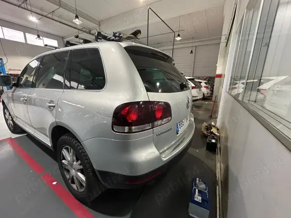 VOLKSWAGEN Touareg 2010 — imagine 6