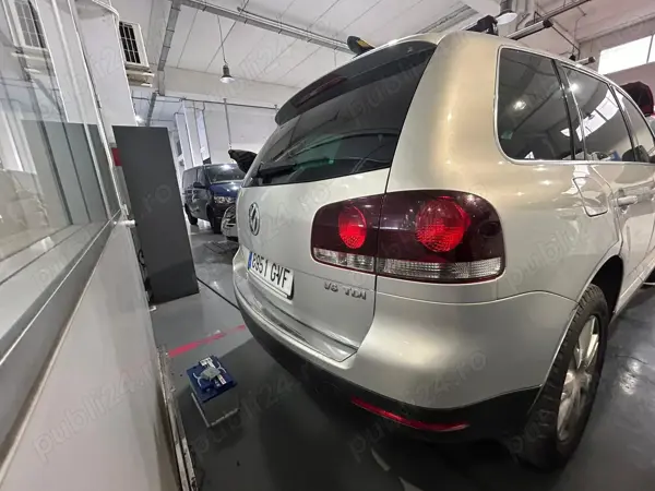 VOLKSWAGEN Touareg 2010 — imagine 7