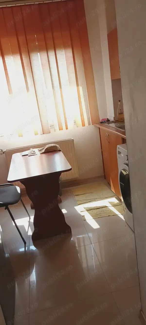 Vând sau schimb apartament Beiuș — fotografia 1