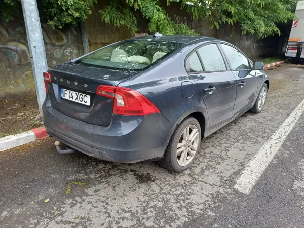 VOLVO S60 2013 — imagine 5