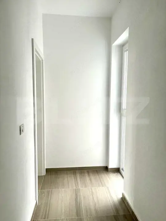 Apartament cu 2 camere, complet decomandat, terasa mare, zona asfaltata Giroc — fotografia 3